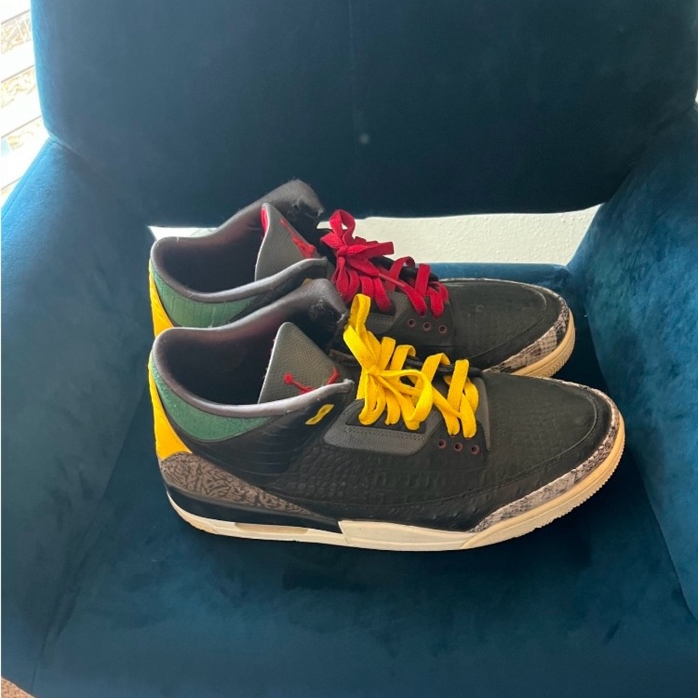 Jordans - Picture 4 of 4